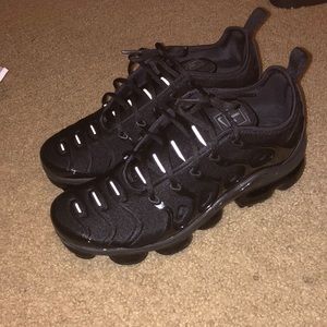 Nike vapormax plus size 9 1/2
